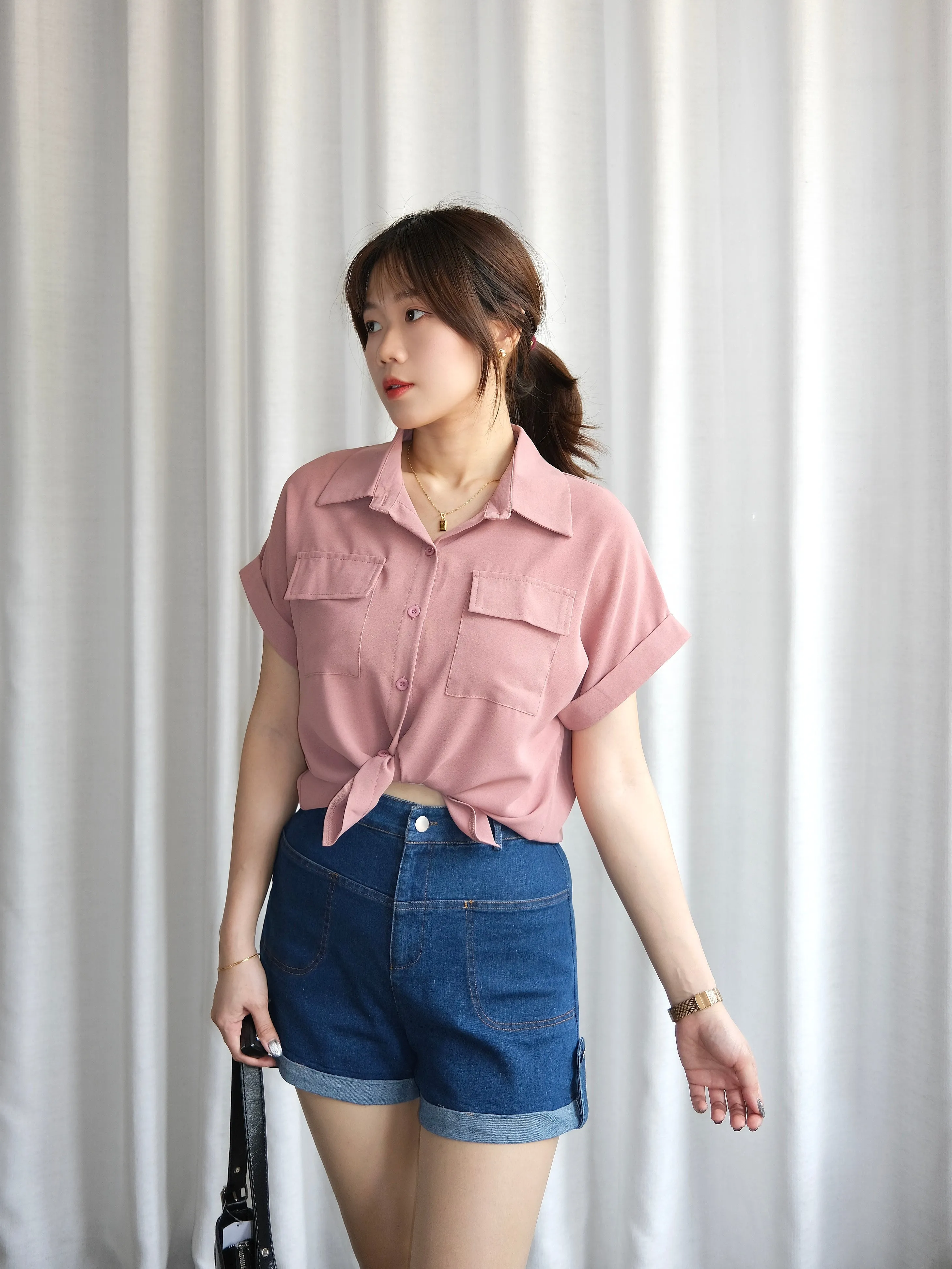 ACEWIN Double Flap Pockets Collar Blouse (Free Size) 110377