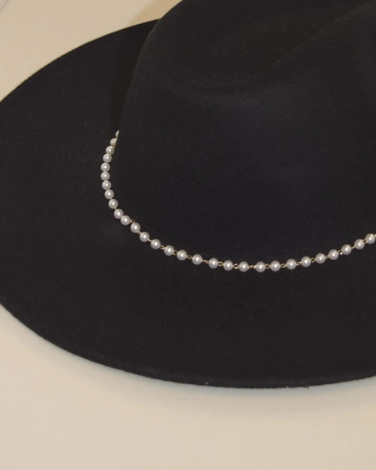 Black Embellished Pearl Strap Fedora Hat