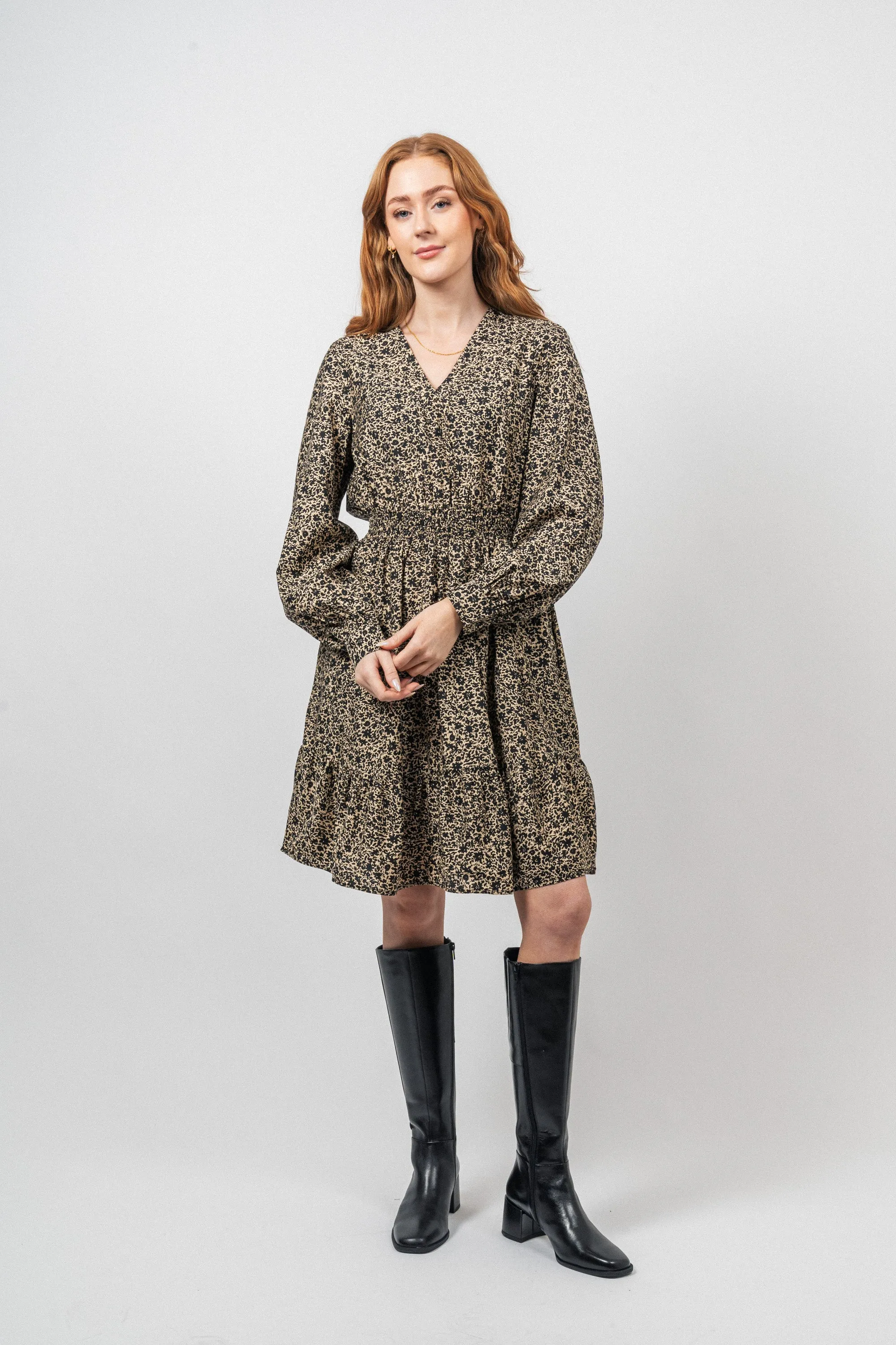 Karitta Setara Dress Aop - Trench Coat Flw