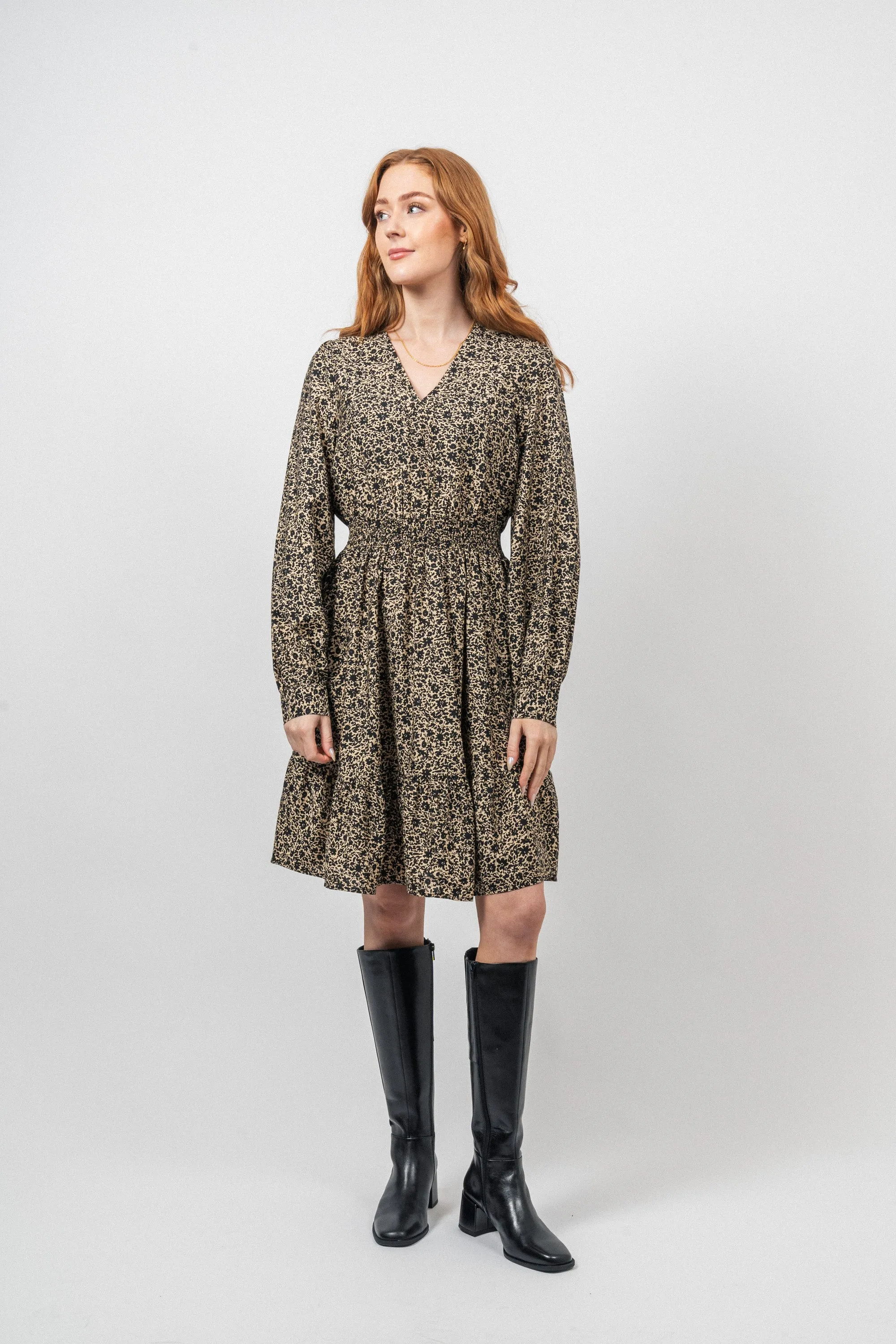 Karitta Setara Dress Aop - Trench Coat Flw