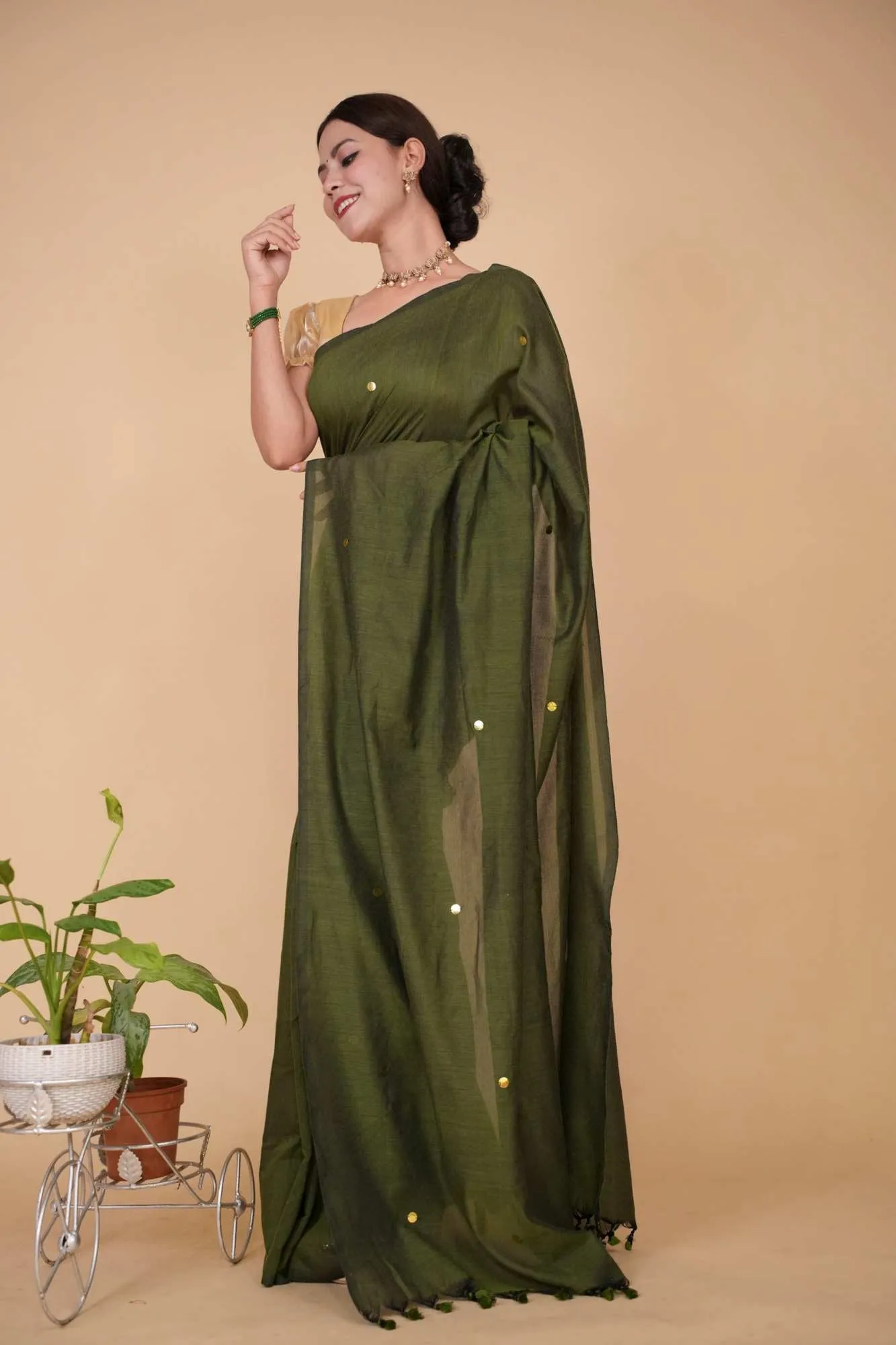 Prestitched Khadi Cotton Handloom With  overall tiki & Tassels on Pallu  Wrap in 1 minute Saree