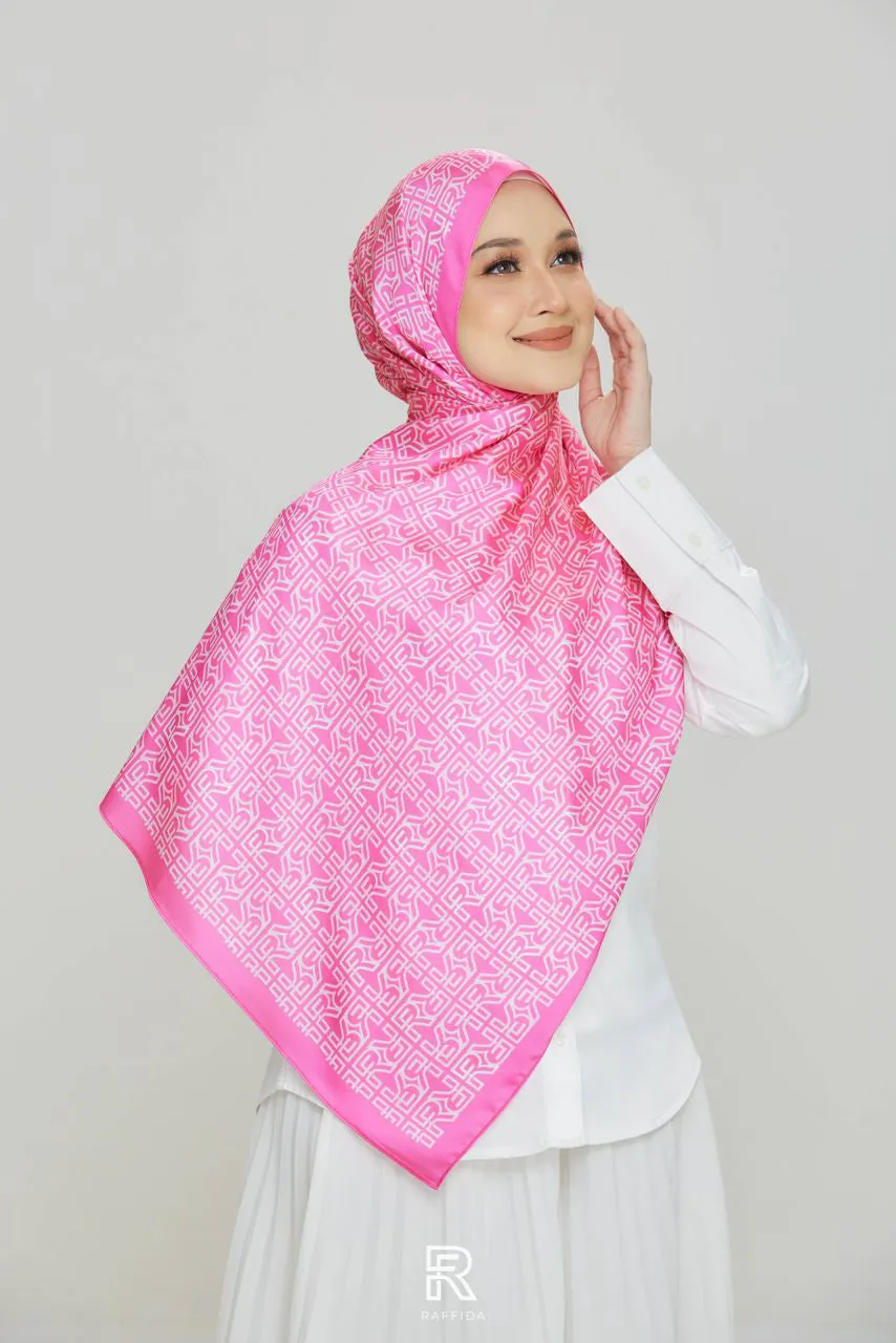 Raffida Monogram 2.0 Shawl In Hot Pink