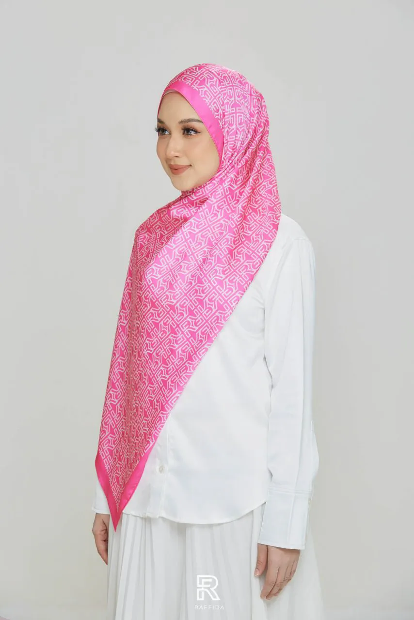Raffida Monogram 2.0 Shawl In Hot Pink