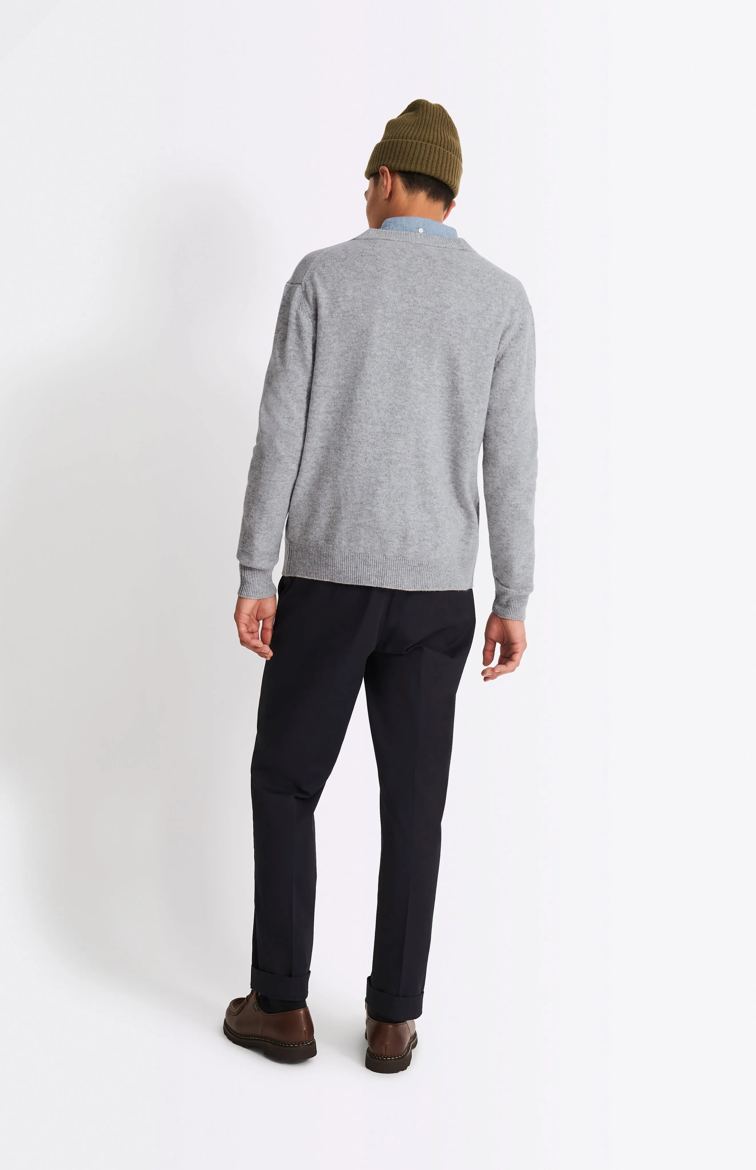 V Neck Lambswool Cardigan In Light Grey