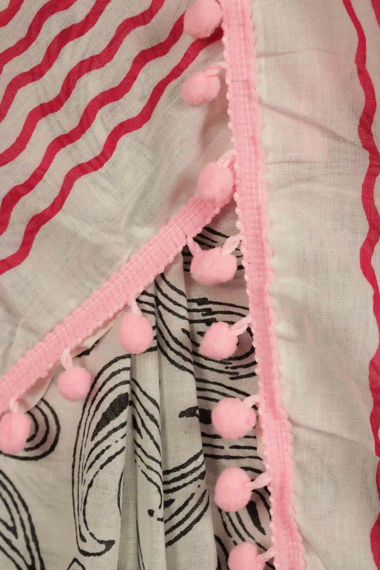 Vegetable dye light weight Mulmul Cotton with Pompom Border Wrap in 1 minute saree